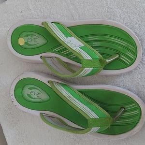 Eve green and white sandals size 10